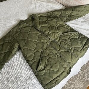 Green spring quilted jacket